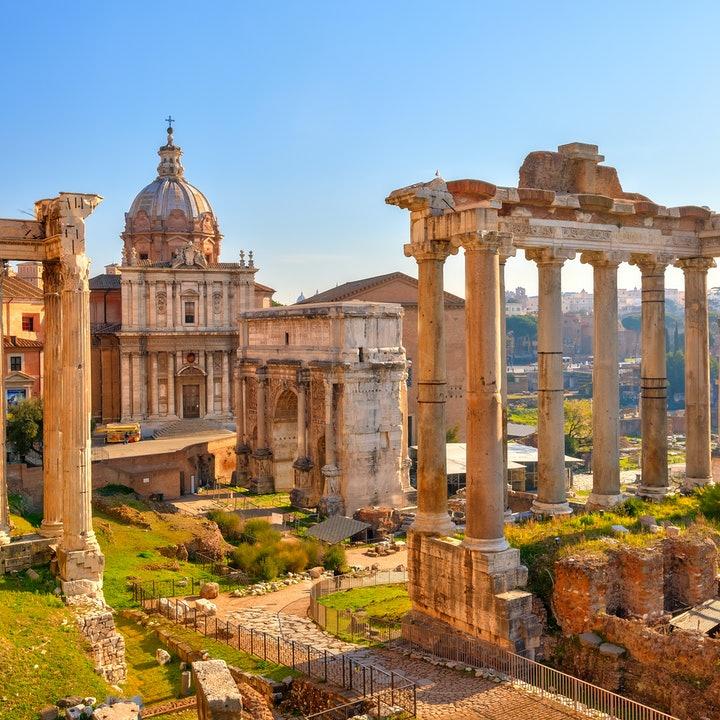 Colosseum & Archaeological Area with Multimedia Experience